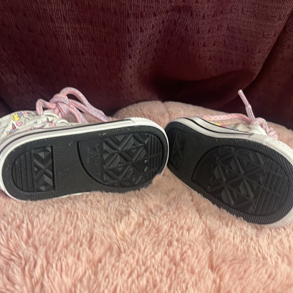Toddler Converse Unicorn Print - Picture 5 of 5
